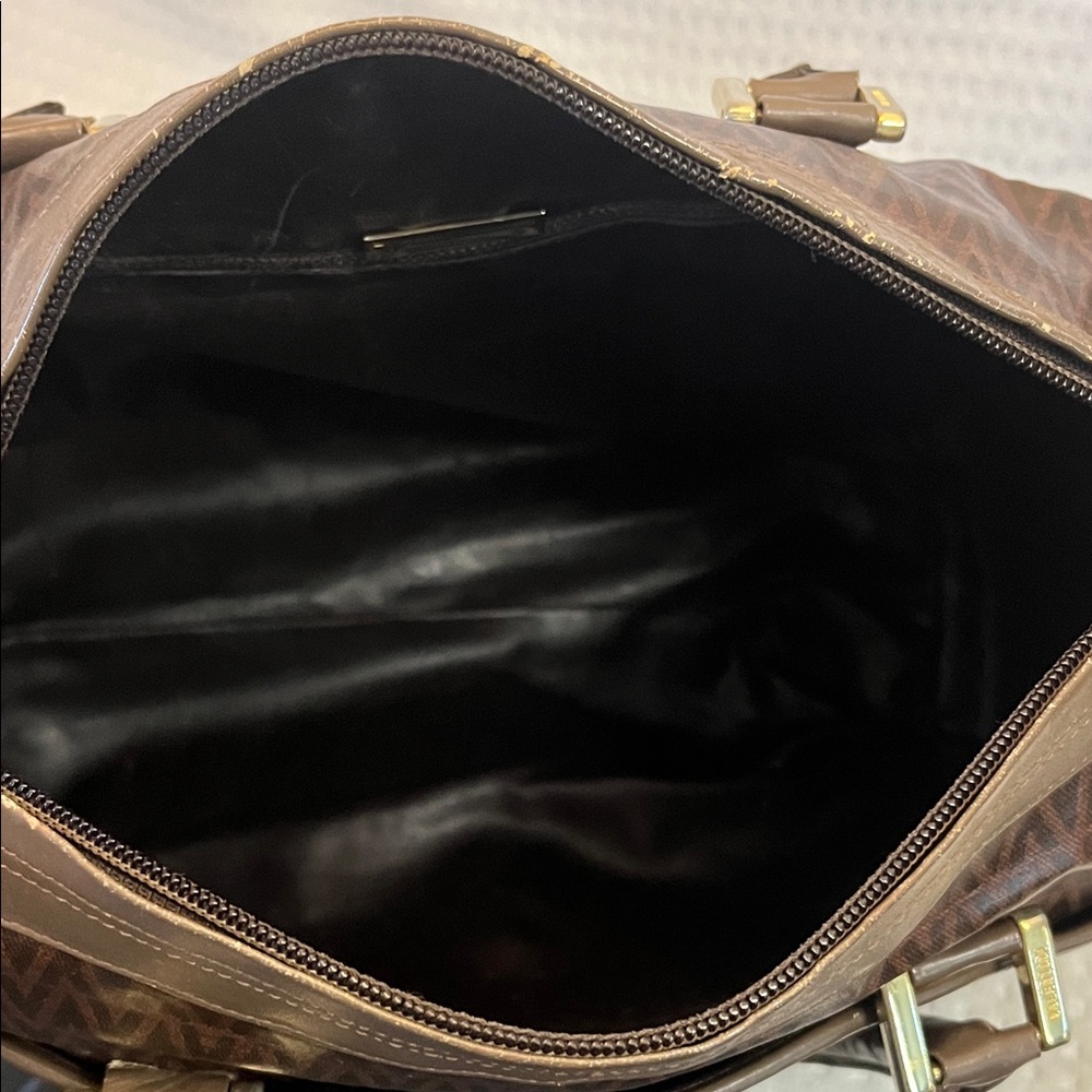 Mario Valentino Handbag - Picture 9 of 12